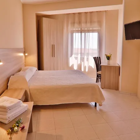 Ghotel
