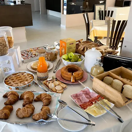 Hotel Ghotel 3*